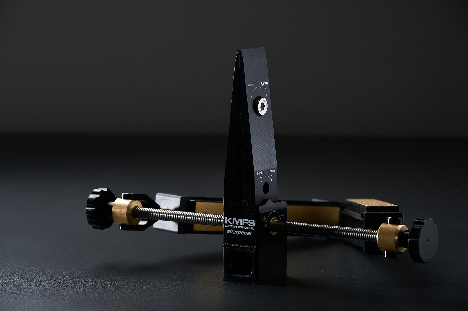 KMFS Rival Diamond - symmetric knife sharpening system Czech made