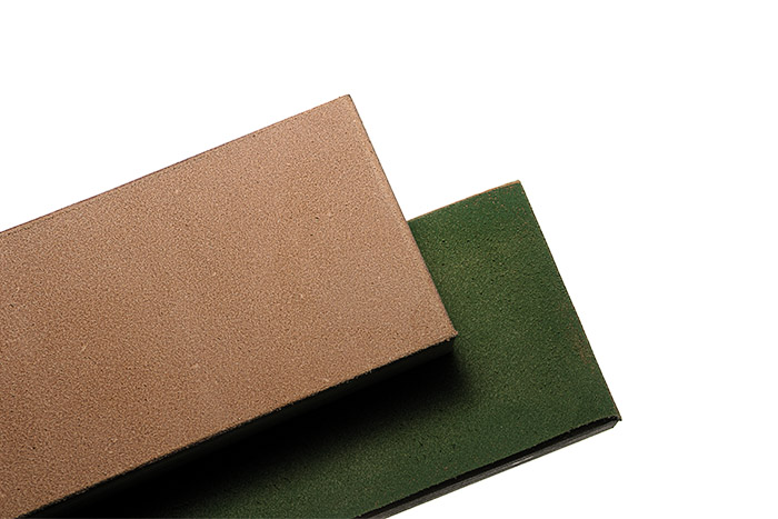 leather strop with honing compound - juchtová kůže