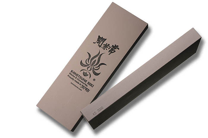 natural sharpening stones - Japanese whetstones and arkansas